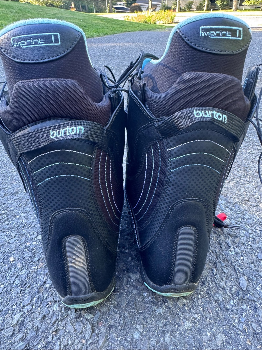 Burton Mint women’s snowboard boots size 6.5 EXCELLENT condition